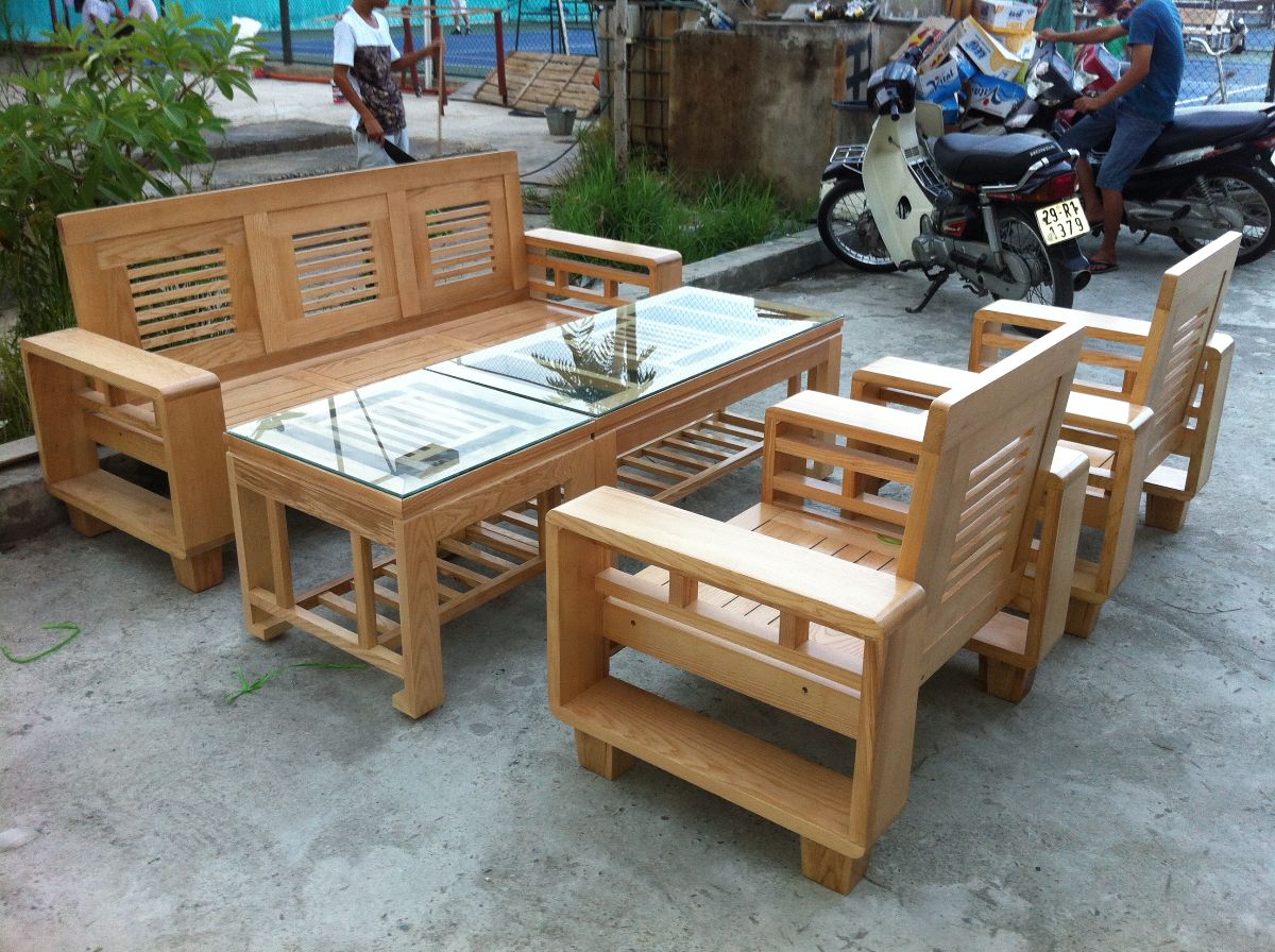 Bí quyết chọn bàn ghế gỗ thích hợp cho phòng khách