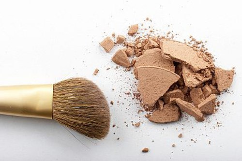 Những đồ vật không nên để trong nhà