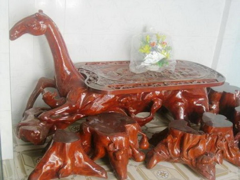 Vật phẩm hình ngựa đem may mắn cả năm cho gia đình
